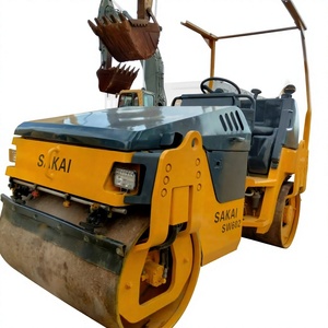 Rouleau compresseur Sakai SW602 avec moteur diesel, 2500 kg, 0-2000 heures de fonctionnement, pour usage en construction - Product Image 1