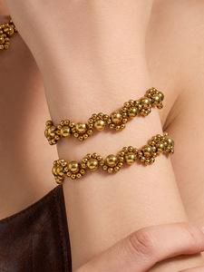 Bracelet chaîne à billes plaqué or, bijoux de mode classiques pour femmes, design à maillons en alliage - Product Image 1