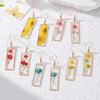 Boucles d'oreilles tendance en acier inoxydable, petites boucles d'oreilles fleur de marguerite jonquille pour femmes, adaptées aux cadeaux de fête de mariage quotidiens