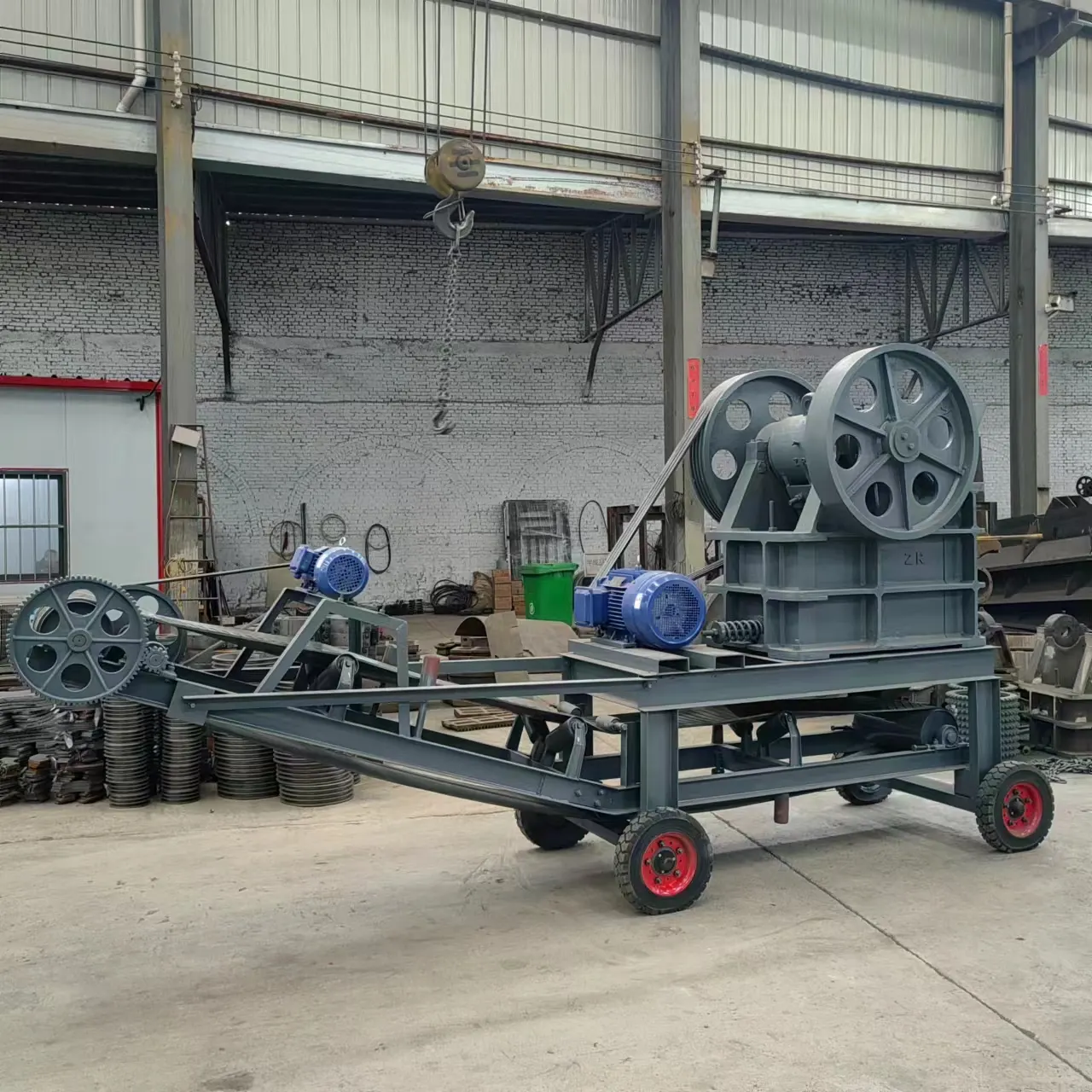 Small Portable Stone Crusher Rock Gold Mining Plant with Diesel Jaw Crusher Price For Sale