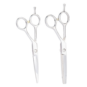 Tijeras para el cabello plateadas J097 de acero inoxidable 4Cr13 de 16.9cm y 17cm, tijeras planas dentadas para peluquería - Product Image 2