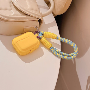 Funda Protectora de TPU Suave y Colorida para Auriculares con Correa Corta de Nylon para AirPods Pro 2 3 4, Diseño Protector - Product Image 5