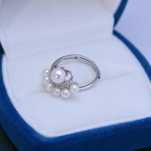 Bague pour femme en argent S925 avec perle d'eau douce forte et brillante de 3-4/6-7 mm, style tendance et élégant - Product Image 4