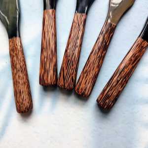 มีดปาดเนยและชีสทำด้วยมือทำจากเรซินเหมาะสำหรับการแพร่กระจายแยมเนยหรือชีสเครื่องมือที่เป็นมิตรต่อสิ่งแวดล้อมและปลอดภัยในครัว - Product Image 5