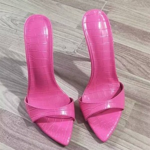 Sandalias de tacón de aguja con punta abierta y diseño de bloques de color, sandalias deslizantes de tacón alto con estampado de piedras, modernas y versátiles. - Product Image 2