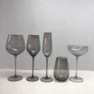 بهلوان الأعلى مبيعًا بحافة ذهبية لحفلات الزفاف - Product Image 3