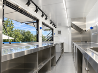 Restaurant moderne en conteneur maritime de 20 pieds à deux étages, cuisine préfabriquée de luxe en conteneur moderne, équipement de cuisine complet pour les entreprises