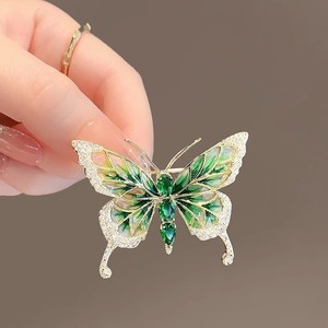 Vintage elegante retro feminino esmeralda jóias borboleta vidro broche presente - Product Image 6