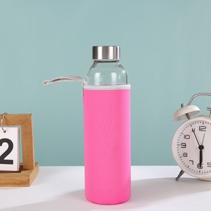 Botella de <span class=keywords><strong>Agua</strong></span> de Vidrio Personalizada al por Mayor de 300 ml, 400 ml, 500 ml, Precio Económico, con Funda de Neopreno - Product Image 1