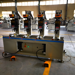 Machine de fixation automatique à quatre broches pour vis autotaraudeuses pour profilés <span class=keywords><strong>PVC</strong></span> - Product Image 2