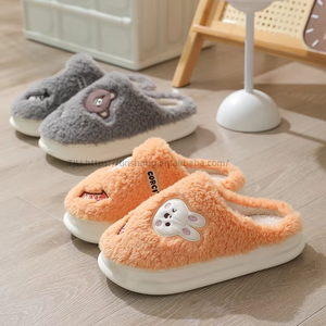 Nœud en dentelle de coton léger et doux pour pantoufles, idéal pour le printemps et la maison, avec logo brodé, antidérapant, prix abordable, stock suffisant. - Product Image 2