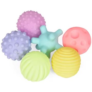 Jouet pour bébé en silicone souple ITTL, balle à gratter multi-textures pour bébé, jouet sensoriel en plastique pour l'apprentissage, jouet d'escalade, anneaux de dentition - Product Image 1