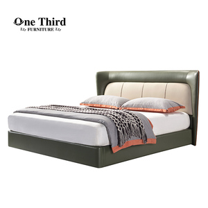 ชุดห้องนอนเตียงนุ่มหุ้มเบาะไม้สไตล์โมเดิร์นหรูหราสำหรับโรงแรม - Product Image 1