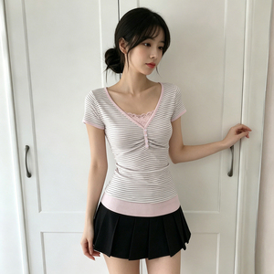 เสื้อยืดลายทางแบบสองในหนึ่งของผู้หญิงเสื้อแขนสั้นลำลองทรงสลิมฟิตมีกระดุมด้านหน้า - Product Image 2