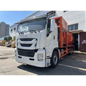 ISUZU GIGA 6X4 18 Tons Septic Sewer Jetting Vacuum Truck 10tons Right Hand Drive Vacuum Pumper Tanker Septic tank Truck - Product Image 2