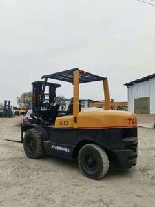 Montacargas Diésel TCM 50 Usado de 5 Toneladas y 3 Metros, Original de Japón, Montacargas TCM Komatsu - Product Image 4
