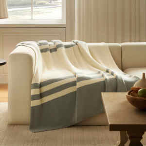 Couverture décorative en coton et acrylique tricotée Magic Green, motif estival, pour la sieste, en tricot torsadé, vente en gros - Product Image 1