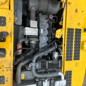 รถขุดมือสองจากญี่ปุ่น ของแท้ มือสอง ใช้แล้ว โคมัตสึ รุ่น PC 220 220-8 PC220 PC220-8 - Product Image 4