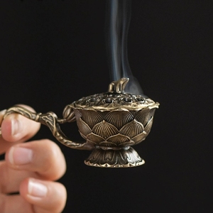 Quemador de <span class=keywords><strong>incienso</strong></span> a precio de fábrica con asa, regalos de purificación de aire, decoración de fragancia de Metal para el hogar, soporte de <span class=keywords><strong>incienso</strong></span> de <span class=keywords><strong>rana</strong></span> de loto - Product Image 1