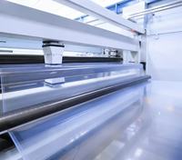 Film de couvercle co-extrudé en PE personnalisable, facile à décoller, de qualité alimentaire, thermoscellable, film à décollement propre pour gobelets de yaourt et barquettes de plats préparés