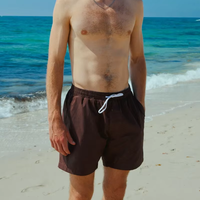 Short de bain homme personnalisé haut de gamme avec taille élastique, poches latérales, extensible 4 directions, cordon de serrage et doublure en maille