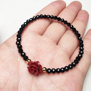 Pulsera de flor rosa de cinabrio de oro púrpura emparejada con espinela facetada de 4mm - Product Image 3