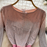 Robe longue moulante élégante pour femme à manches longues, ornée de strass et froncée, taille haute, idéale pour les soirées d'automne