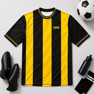 Maillot de football personnalisé pour femme, noir et jaune rayé, manches courtes, col rond, impression par sublimation, respirant, coupe régulière, taille adulte - Product Image 2