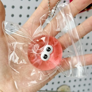 Jouet Squishy Mignon 4cm en TPR, Balle Anti-Stress à Rebond Lent avec Yeux et Texture Maltose, Jouet de Décompression à Presser avec Porte-clés - Product Image 1