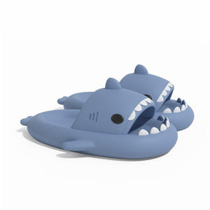Pantuflas <span class=keywords><strong>de</strong></span> fondo grueso y suave <span class=keywords><strong>de</strong></span> tiburón <span class=keywords><strong>de</strong></span> dibujos animados para mujeres y hombres, <span class=keywords><strong>chanclas</strong></span> antideslizantes para el baño y el hogar para parejas, <span class=keywords><strong>chanclas</strong></span> para exteriores - Product Image 2