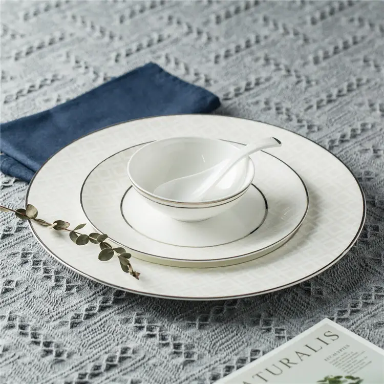 High end simple design french restaurant dishwasher safe silver rimmed nordic dinnerware