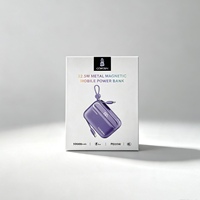 Boîte de recharge portable ODM Premium, emballage en carton blanc avec insert blister, logo personnalisé en bronze pour produits électroniques