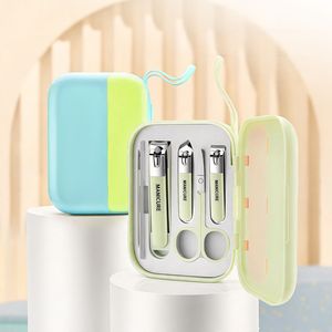 Juego de manicura de acero inoxidable de 6 piezas, cortaúñas, tijeras, lima de uñas, herramientas de cuidado personal, belleza de viaje para mujeres y hombres - Product Image 1