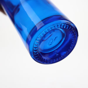 <span class=keywords><strong>Precio</strong></span> bajo y MOQ forma de gota <span class=keywords><strong>azul</strong></span> cobalto espíritu botella de vidrio botella de vino de fruta de alto y delgado de la botella de la bebida - Product Image 5