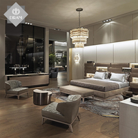 Lit moderne avec tête de lit éclairée par LED italienne, en cuir, cadre en bois, design de lit, lit queen size, meubles de maison