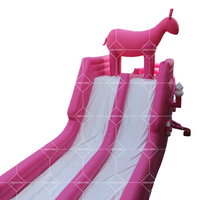 Catégorie de produit Glissière d'eau gonflable durable sur le thème de la chèvre rose en PVC