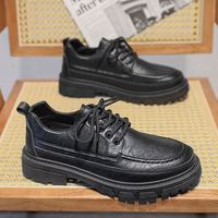 Chaussures décontractées en cuir pour hommes, style coréen, tendance, noires, à bout large, à ouverture peu profonde