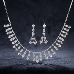 Parure de collier classique en laiton plaqué rhodium avec diamants américains 423852 pour femme, idéale pour anniversaire, mariage, fête, fiançailles, zircon - Product Image 3