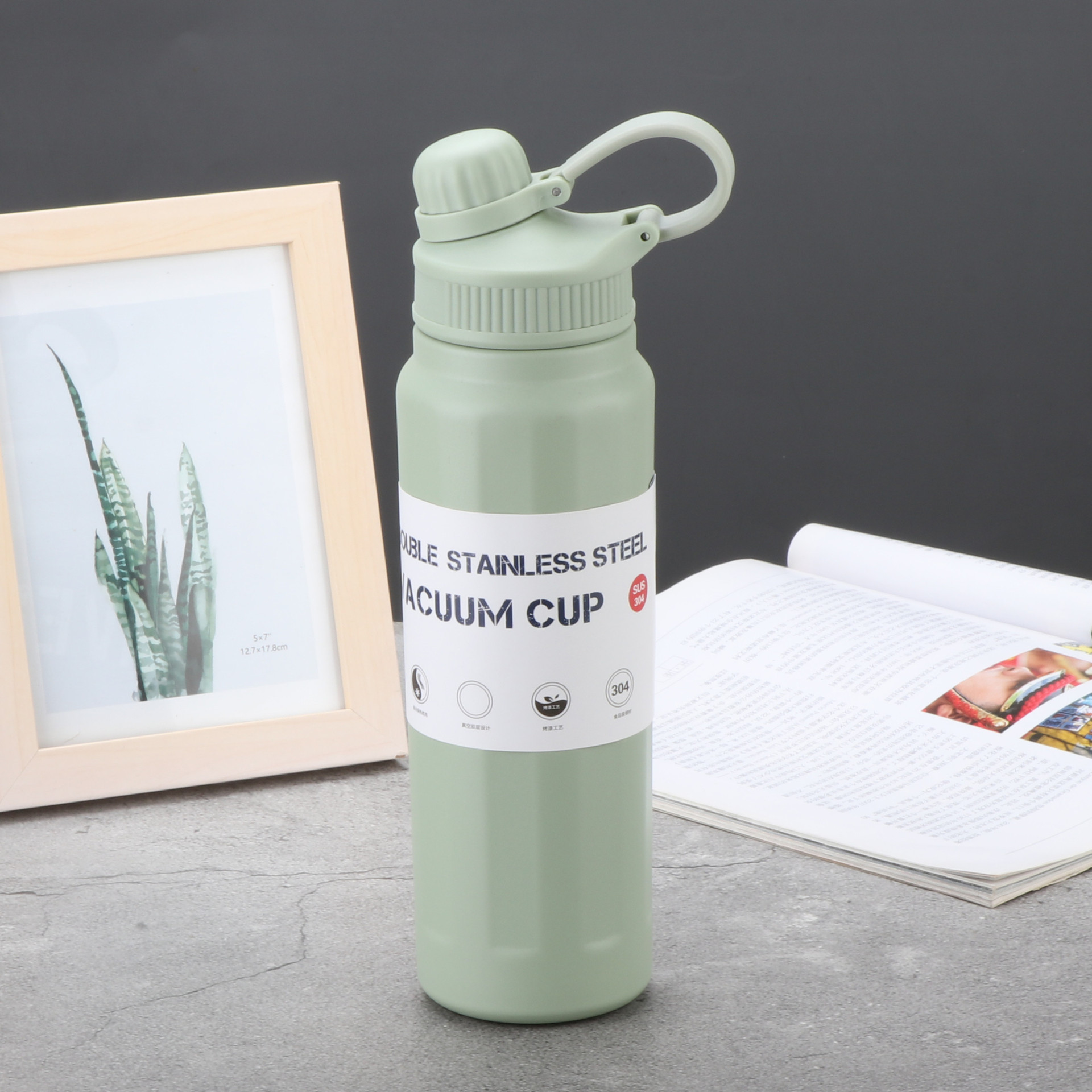 Plastique pulvérisé vert clair