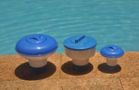 Distributeur automatique de magasins à chlore, accessoires de piscine, distributeur flottant bleu de 5 pouces, tablette réglable pour l'intérieur et l'extérieur