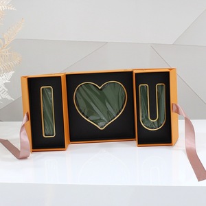 Qibai Mom Box Caja de flores rectangular 'I Love You' Ventana de PVC Caja de flores de floristería de rosas preservadas para el Día de la madre en relieve - Product Image 3