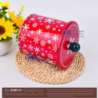 Boîte en étain de forme ronde imprimée personnalisée en usine pour boîte-cadeau de Noël