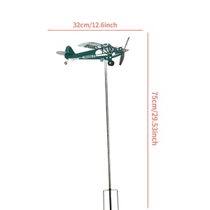 กังหันลมเหล็กดัดรูปเครื่องบินสีเขียวสำหรับตกแต่งสวนกลางแจ้ง - Product Image 5