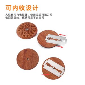 Herramientas para cortar pan, cuchillo para masa con 5 cuchillas y funda roja - UFO Bread Lame - Product Image 4