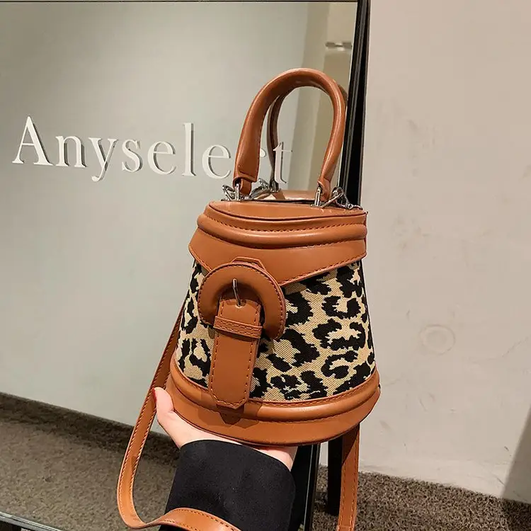 레오파드 버킷 가방 2021 가을 동물 가방 패션 귀여운 숙녀 핸드백