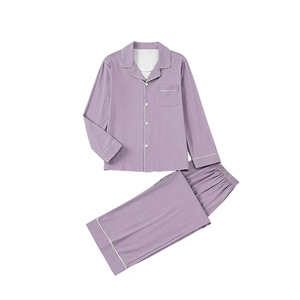 Ensemble de détente en modal SilkTouch, deux pièces longues avec pantalon à taille élastique pour femme, doux et soyeux pour des nuits confortables - Product Image 1