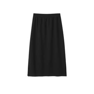 Ensemble jupe midi taille haute pour femme Runqi, grande taille, couleur unie noire, taille élastique, coupe droite, style navetteur - Product Image 1