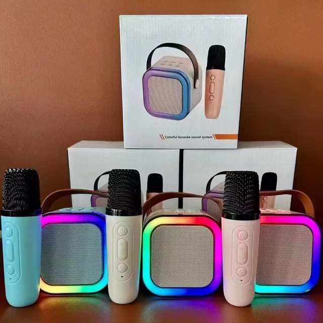 Factory Direct Sale Home K12 Karaoke Machine Portable for V5.0 Speaker System with RGB LED Lighting Wireless Microphone