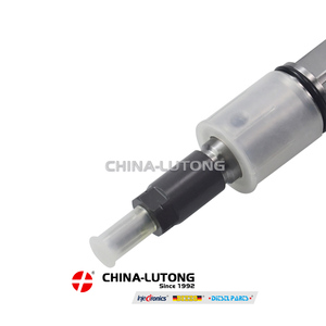 Inyector de combustible Common Rail 0 445 120 142 0445120142 65011112010 apto para tractor MMZ Minsk <span class=keywords><strong>Amur</strong></span> - Product Image 3