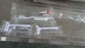 <span class=keywords><strong>JOIE</strong></span>-máquina automática de paquete de flujo para suministros de Hotel, peine de pelo de plástico/jabón/cepillo de dientes/maquinilla de afeitar - Product Image 2